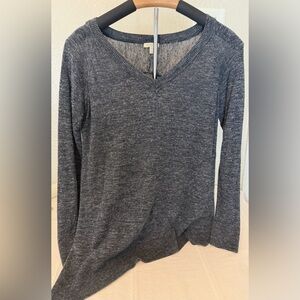Linen/silk blend gray long sleeve sweater size small